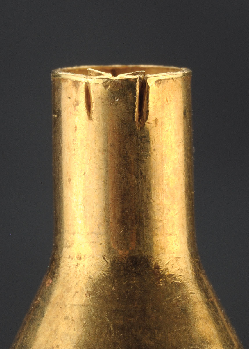 Out of 100 pieces of brass necked down to 224 inch, this is the only one that cracked.