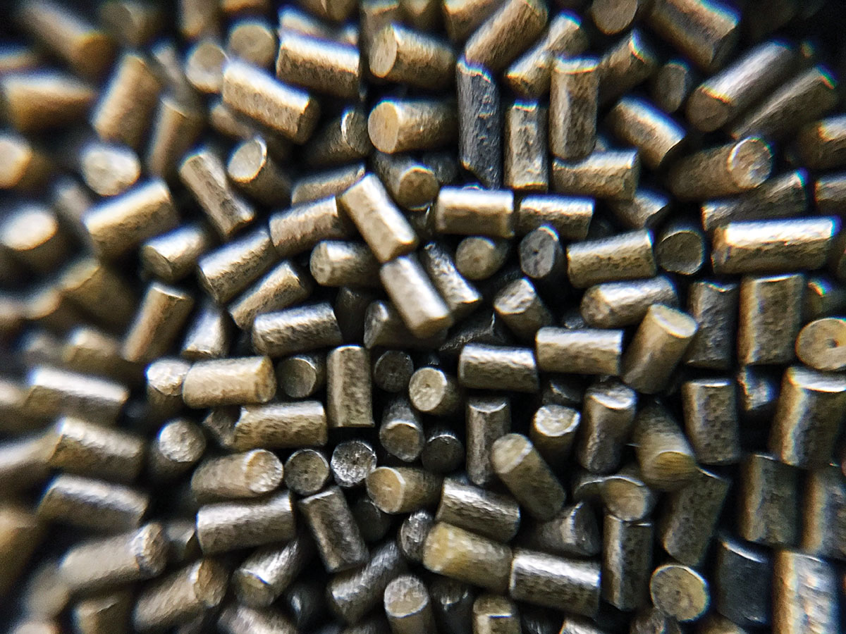 Varget’s extruded kernels are relatively short and flow precisely through a powder measure.