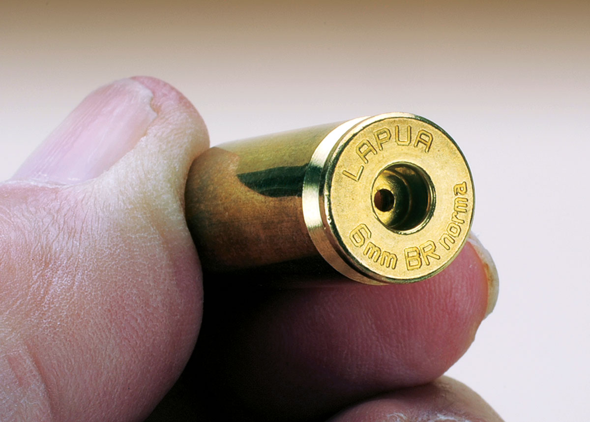 The 6mm Norma BR case uses small rifle primers, and for all his testing Stan used CCI 450s. The case holds around 38 grains of water.